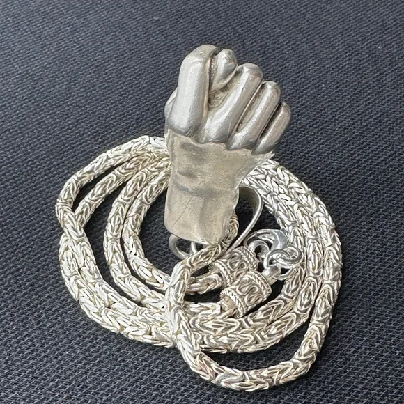 .925 Silver Figa Amulet On 24 Byzantine Chain / 80 GRAMS OF SILVER !!!